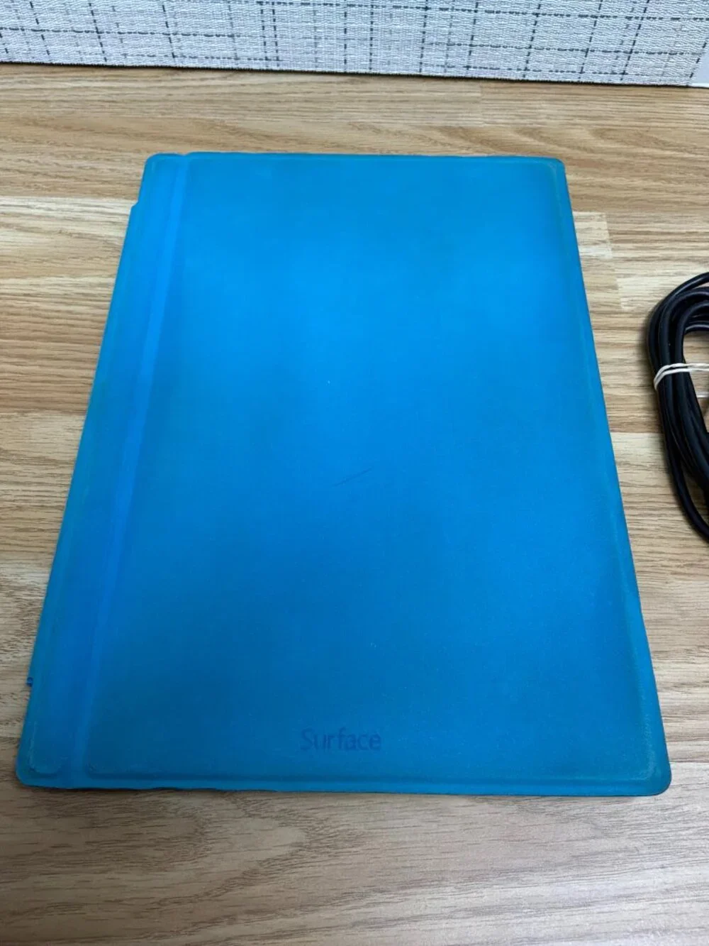 Microsoft Surface Pro 4 i5-6300U 4GB RAM 128GB SSD 12.3